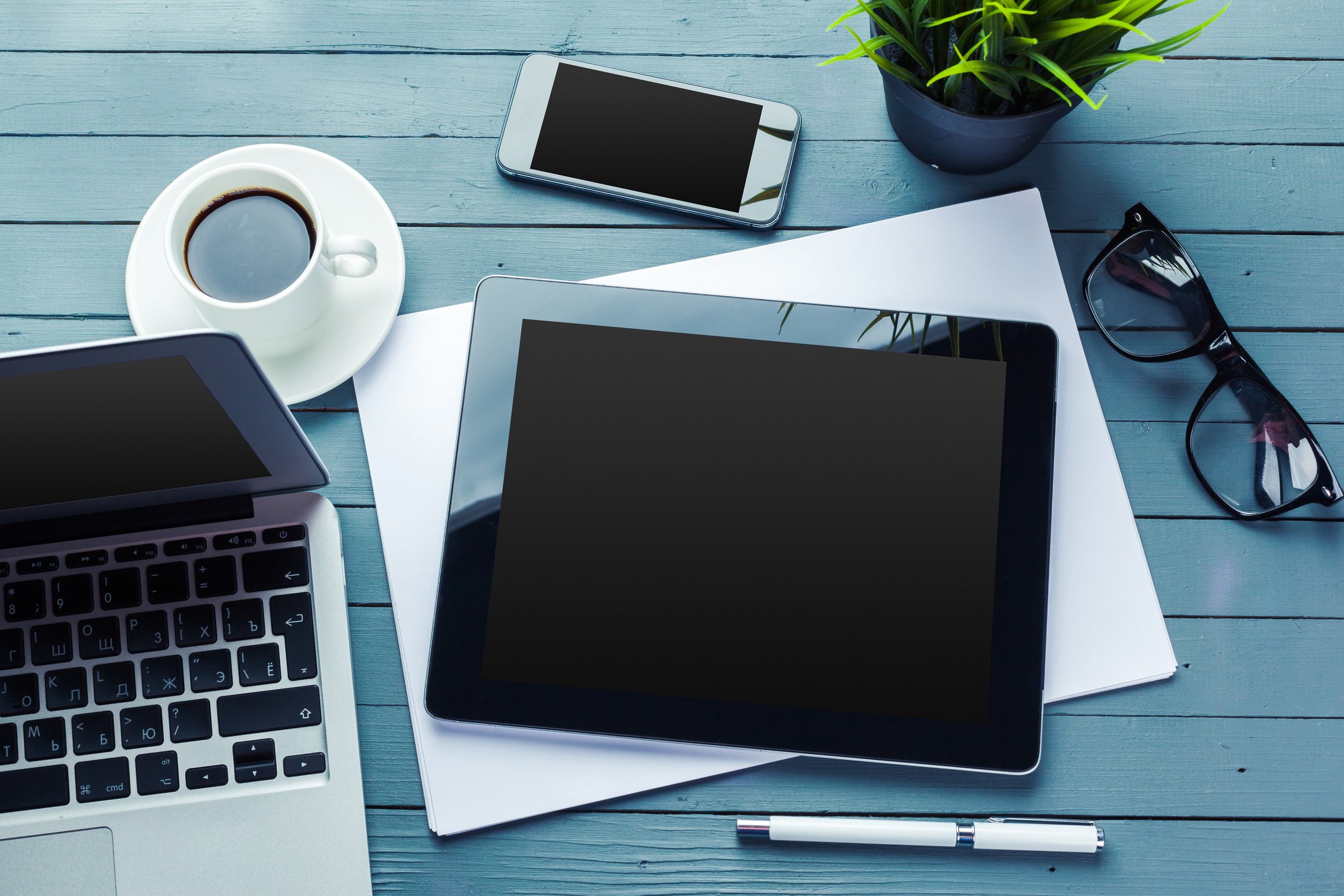 Устранение недостатков товаров или услуг в Вахрушево. Помощь юриста.